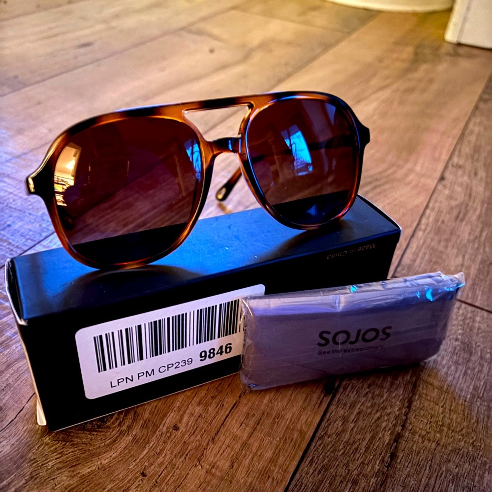 Sunglasses Women’s Brown BRAND NEW